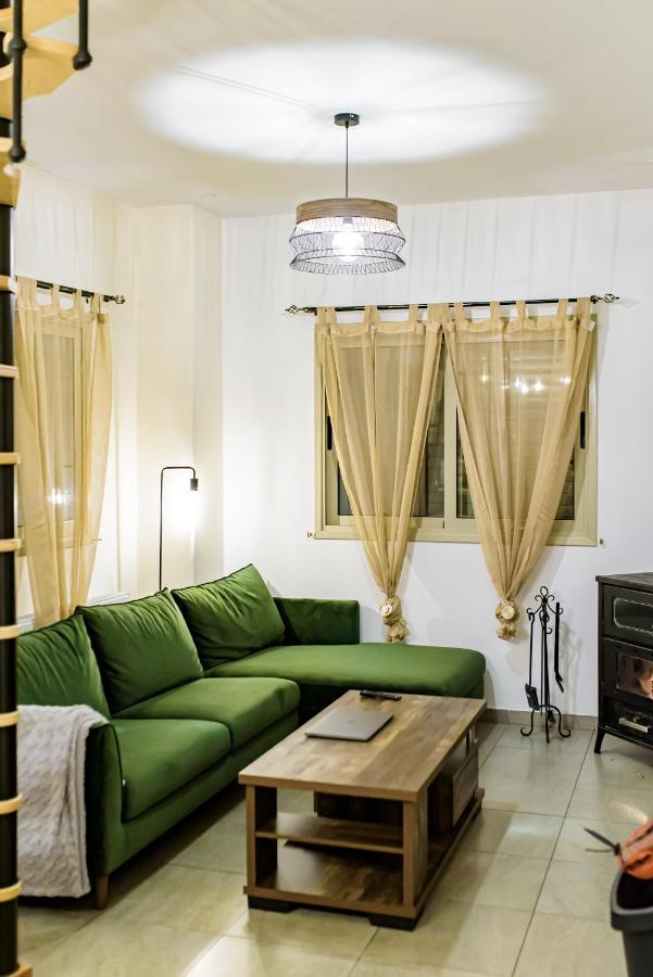 Aprosmeno Jacuzzi House 2 Daire Agros Dış mekan fotoğraf